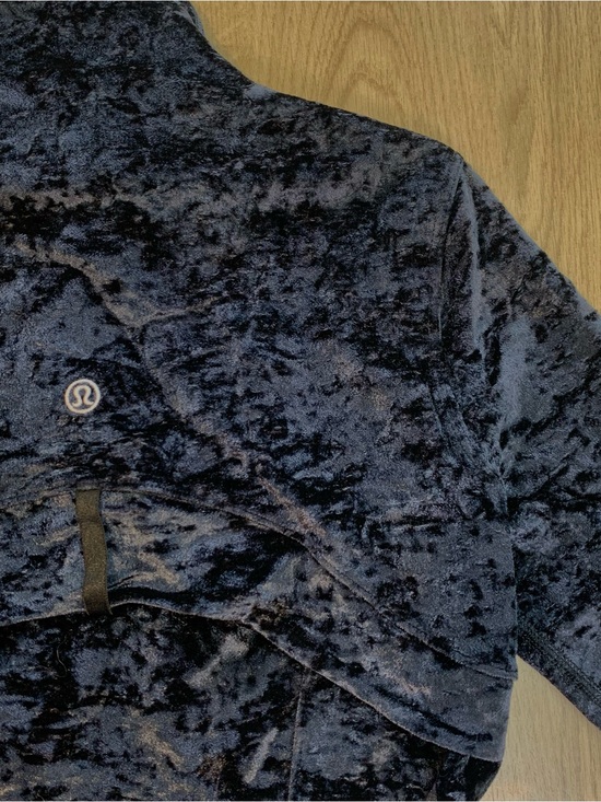 lululemon athletica Sweaters - Lululemon Crushed Velvet Define Jacket Black Full Zip